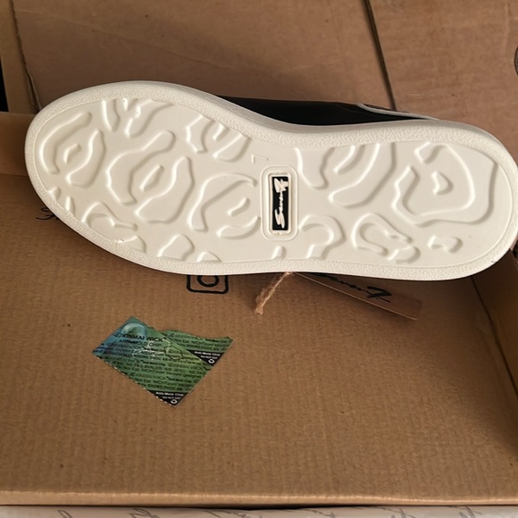 Seven7 footwear Miki Sneakers, varied sizes, Black/snake, various sizes 6-8 new! - Picture 11 of 12